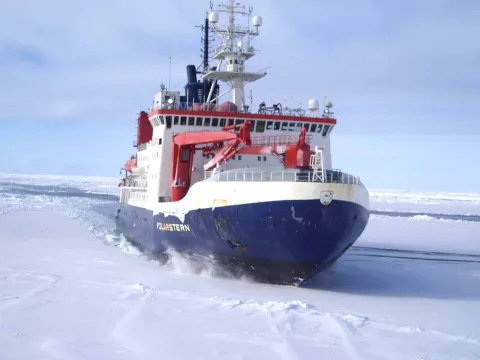 Polarstern im Eismeer - Deutschlandweit einzige Ausbildung zur Polarfahrt