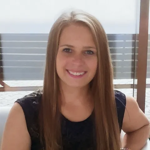 Natalie Mücke Absolventin Bachelor Betriebswirtschaft | WINGS-Fernstudium