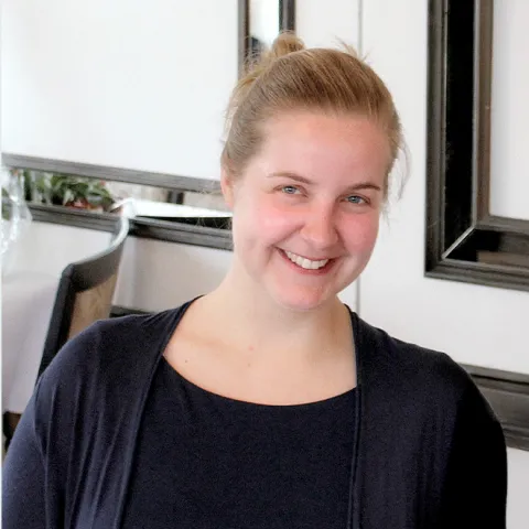 Jasmin Widera - Gewinne dein Fernstudium 2025 | WINGS-Fernstudium