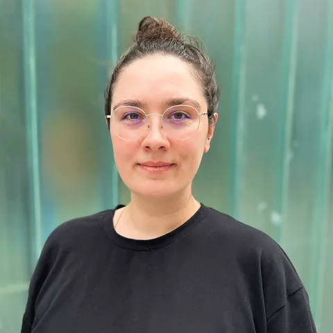 Esma Yilmas aus Peine studiert den Fernstudiengang Master Architektur und Umwelt bei WINGS.