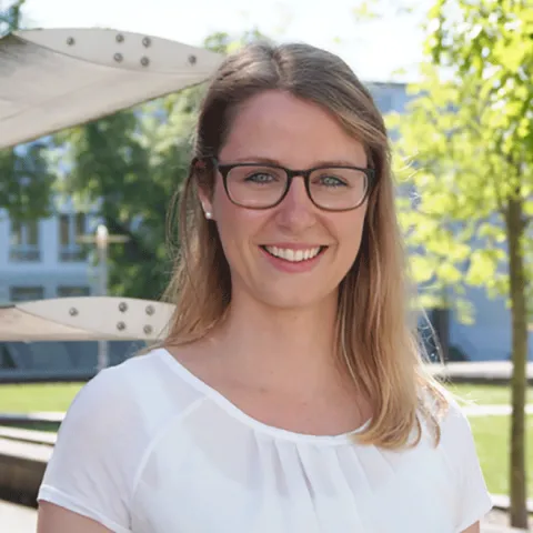 Verena Ullrich berichtet über ihr Fernstudium Betriebswirtschaft bei WINGS